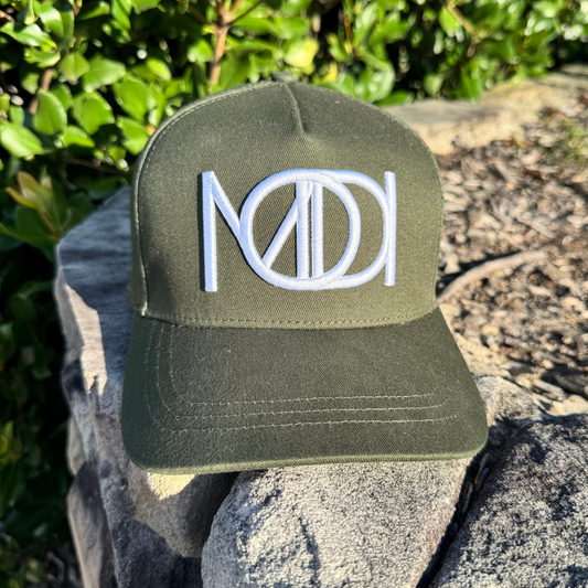 ARCHED 5–Panel Cap – Forest Green